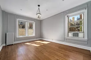 2726 N Pine Grove Ave, Chicago, IL 60614 - Photo 17