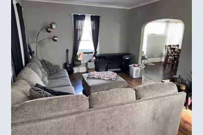 574 S Lasalle Street, Aurora, IL 60505 - Photo 3