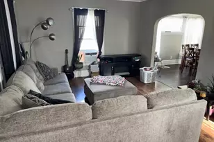 574 S Lasalle St, Aurora, IL 60505 - Photo 3