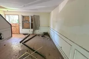 21746 Carol Ave, Sauk Village, IL 60411 - Photo 9