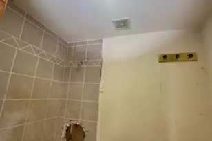 21746 Carol Ave, Sauk Village, IL 60411 - Photo 29