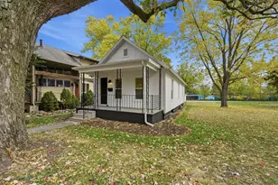 807 N Morris Ave, Bloomington, IL 61701 - Photo 15