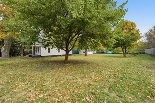 807 N Morris Ave, Bloomington, IL 61701 - Photo 21