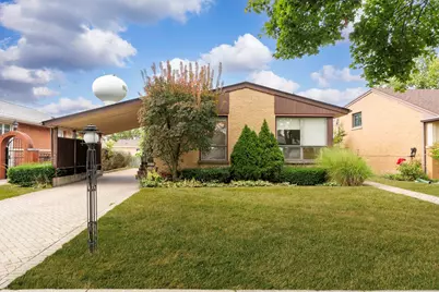 8616 N Oleander Avenue, Niles, IL 60714 - Photo 1