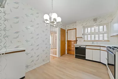 8616 N Oleander Avenue, Niles, IL 60714 - Photo 9