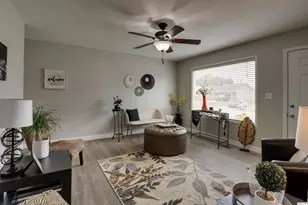 3329 Chestnut St, Quincy, IL 62301 - Photo 9