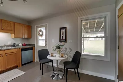 3329 Chestnut Street, Quincy, IL 62301 - Photo 15