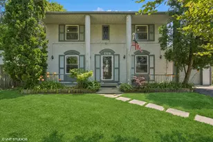 168 Thornhurst Rd, Bolingbrook, IL 60440 - Photo 1