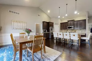 2112 Slade Ln, Mahomet, IL 61853 - Photo 11