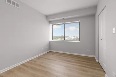 2451 W Howard Street #112, Chicago, IL 60645 - Photo 7