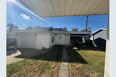 219 S Jackson Street, Clifton, IL 61727 - Photo 5