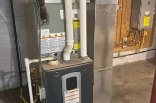 219 S Jackson St, Clifton, IL 61727 - Photo 43