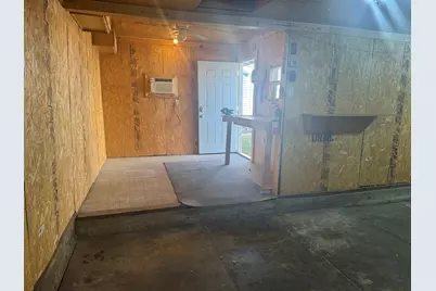 219 S Jackson Street, Clifton, IL 61727 - Photo 13