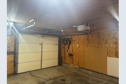 219 S Jackson Street, Clifton, IL 61727 - Photo 9