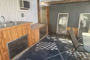 219 S Jackson St, Clifton, IL 61727 - Photo 7