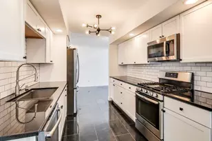 23W160 Woodcroft Dr, Glen Ellyn, IL 60137 - Photo 9