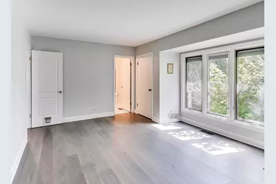 23W160 Woodcroft Drive, Glen Ellyn, IL 60137 - Photo 17