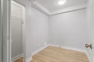 6026 N Winthrop Ave, Chicago, IL 60660 - Photo 11