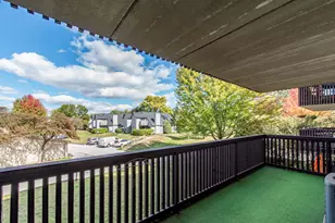 650 Whitney Ct, Gurnee, IL 60031 - Photo 5