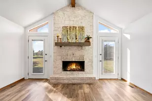 10201 Fox Bluff Ln, Spring Grove, IL 60081 - Photo 3