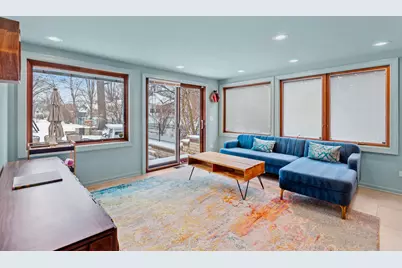 [Address not provided], Glen Ellyn, IL 60137 - Photo 23