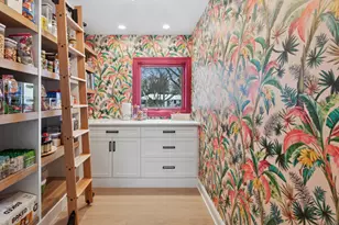 [Address not provided], Glen Ellyn, IL 60137 - Photo 15