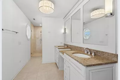 [Address not provided], Glen Ellyn, IL 60137 - Photo 29