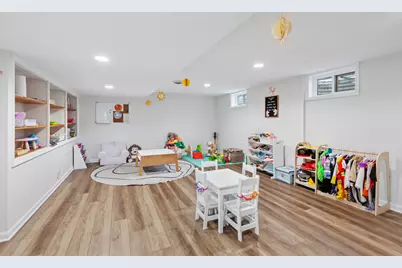 [Address not provided], Glen Ellyn, IL 60137 - Photo 43