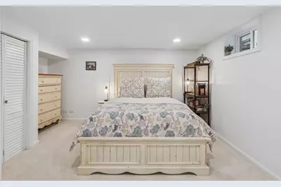 [Address not provided], Glen Ellyn, IL 60137 - Photo 45