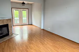 3032 Woodside Dr, Joliet, IL 60431 - Photo 3