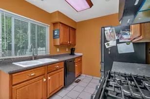 117 Galewood Dr, Bolingbrook, IL 60440 - Photo 7