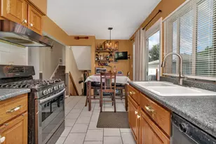 117 Galewood Dr, Bolingbrook, IL 60440 - Photo 9