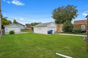 99 Highland St, Calumet City, IL 60409 - Photo 29