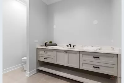 3890 Greenacre Drive, Northbrook, IL 60062 - Photo 37