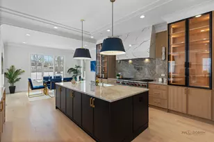 3890 Greenacre Dr, Northbrook, IL 60062 - Photo 13