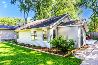 37905 N Loyola Avenue, Beach Park, IL 60087 - Photo 1