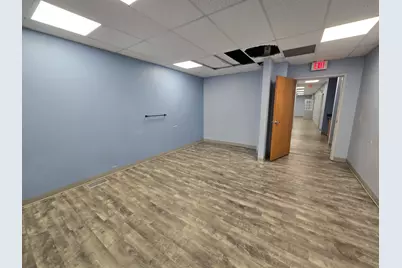 2201 Glenwood Avenue #101, Joliet, IL 60435 - Photo 5