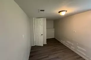 10117 S Perry Ave, Chicago, IL 60628 - Photo 33