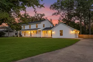 707 Brierhill Rd, Deerfield, IL 60015 - Photo 1