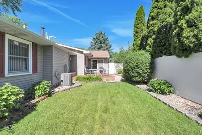 301 Meadows Road S, Bourbonnais, IL 60914 - Photo 25