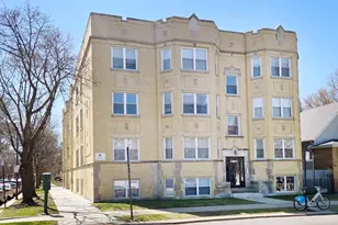 1937 W Granville Ave, Chicago, IL 60660 - Photo 1
