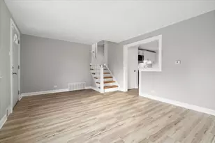 3923 Madison Ave, Brookfield, IL 60513 - Photo 7