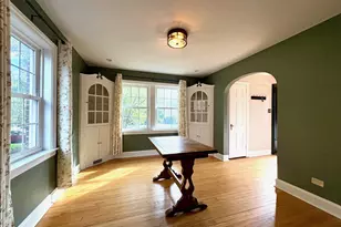 9210 S Trumbull Ave, Evergreen Park, IL 60805 - Photo 13