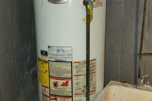 1117 E 82nd Pl, Chicago, IL 60619 - Photo 23