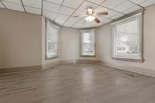 537 Hartford Ave, Aurora, IL 60506 - Photo 5