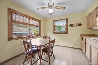 1417 S Busse Road, Mount Prospect, IL 60056 - Photo 7