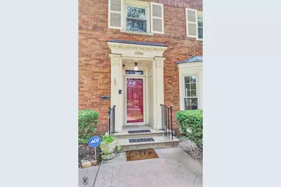 1096 S Wildwood Avenue, Kankakee, IL 60901 - Photo 3