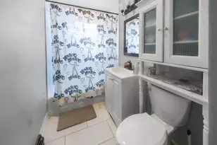 417 W Terrace St, Villa Park, IL 60181 - Photo 13