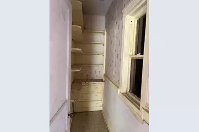 3037 N Central Park Avenue, Chicago, IL 60618 - Photo 15