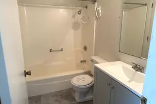 4542 Windsor Ln, Country Club Hills, IL 60478 - Photo 11